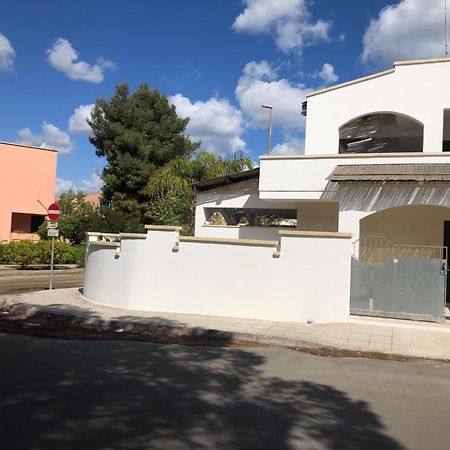 Odegos Mono & Trilo Bed & Breakfast Torre dell'Orso Exterior photo