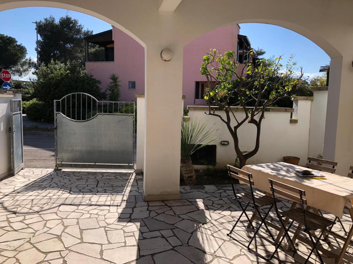 Odegos Mono & Trilo Bed & Breakfast Torre dell'Orso Exterior photo