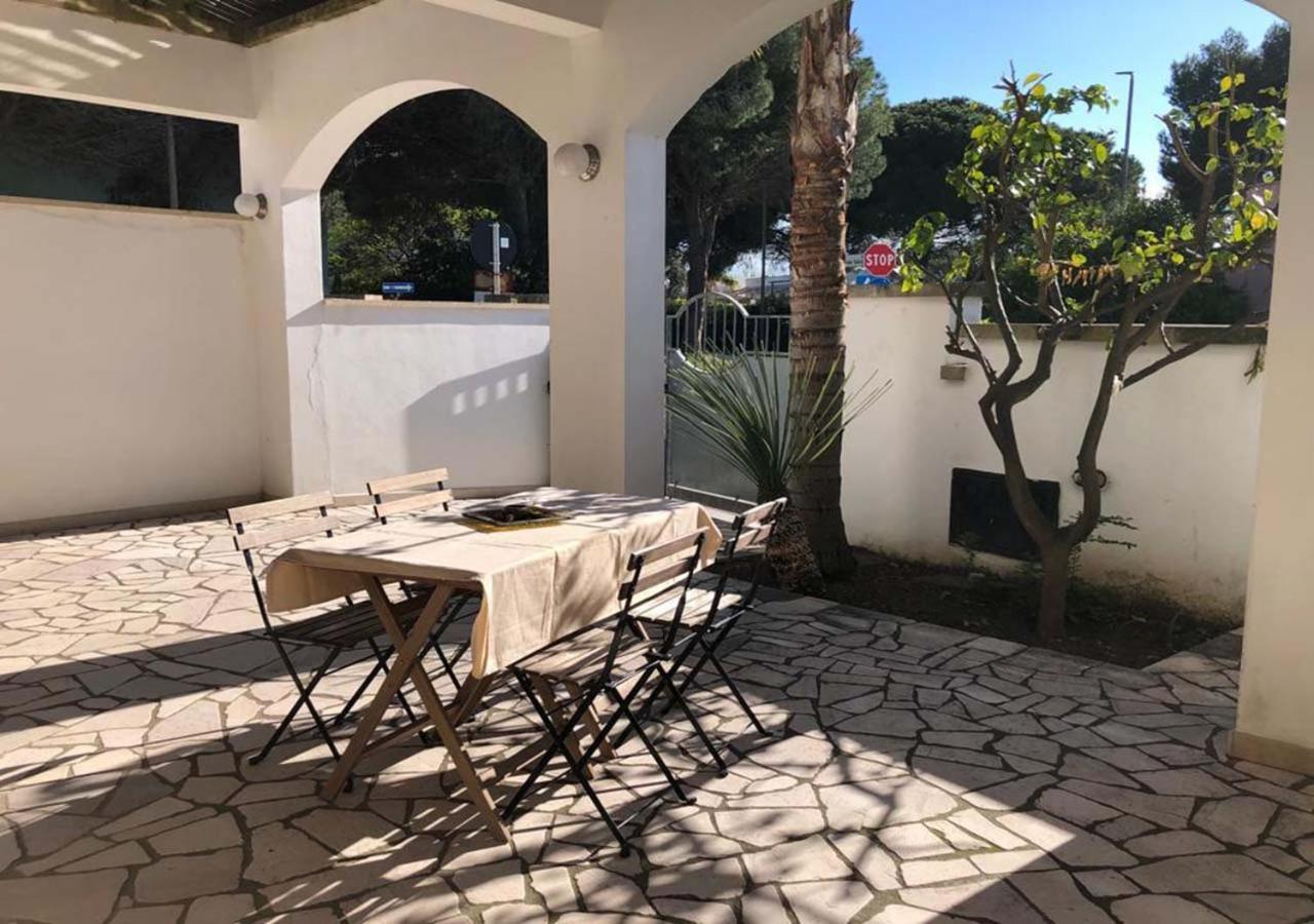 Odegos Mono & Trilo Bed & Breakfast Torre dell'Orso Exterior photo